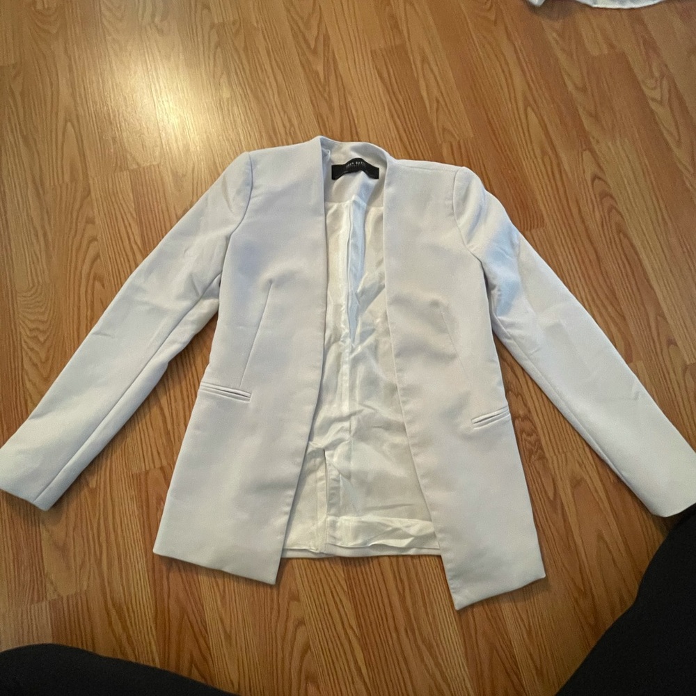 Zara off white blazer